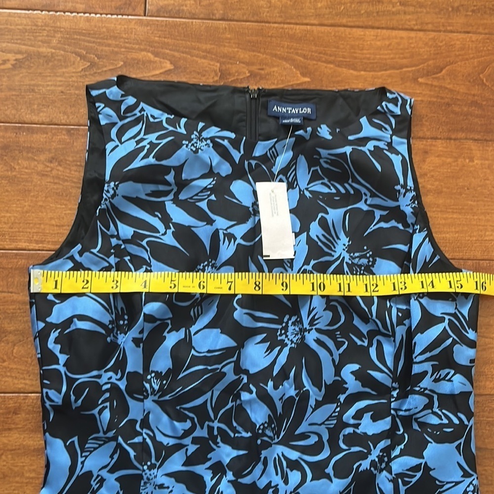 AnnTaylor Black and Blue Floral Bodycon Silk Dress    Size 4 New with Tag - Picture 9 of 11